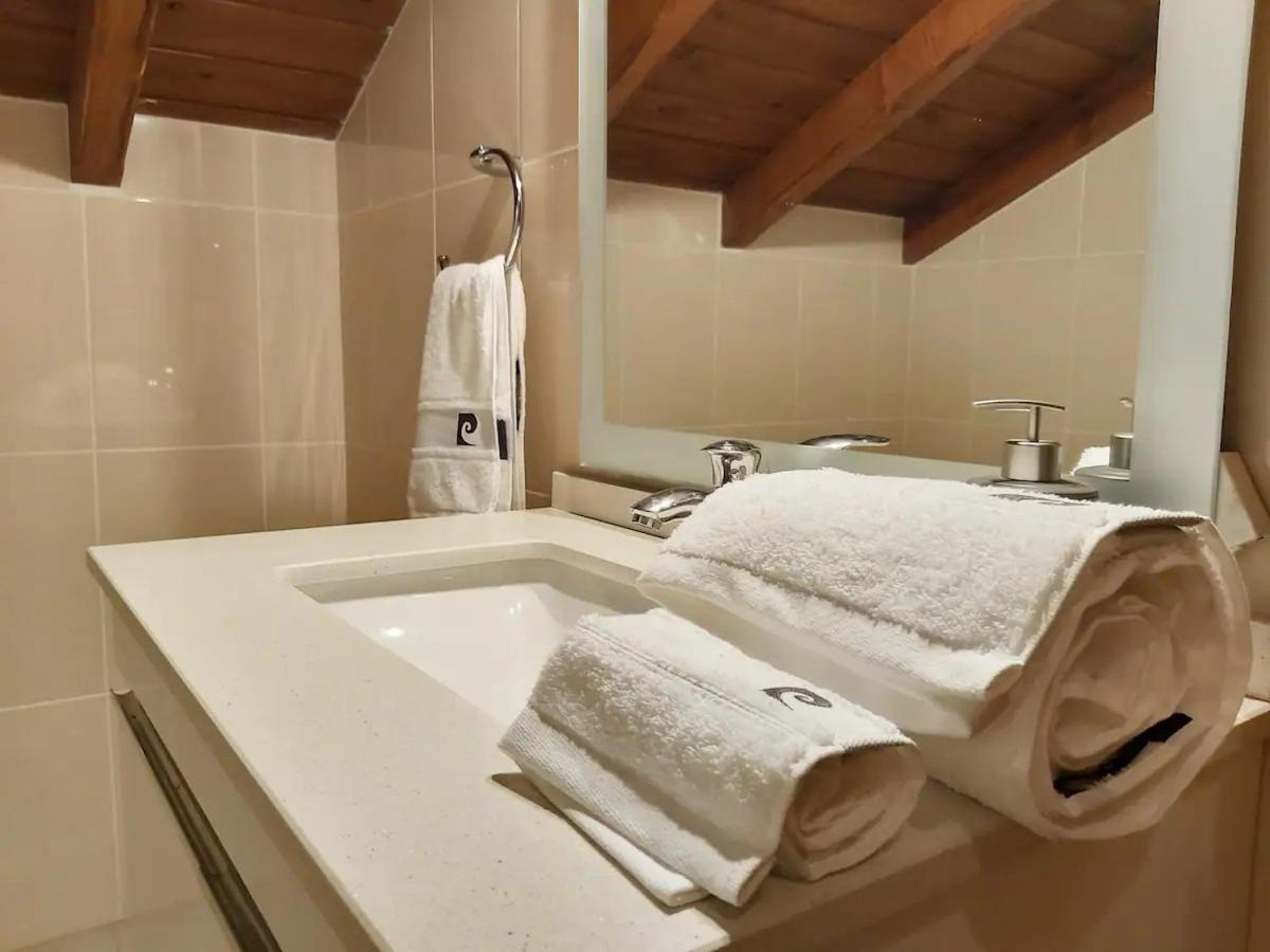 Palmeira House Tabua  ภายนอก รูปภาพ